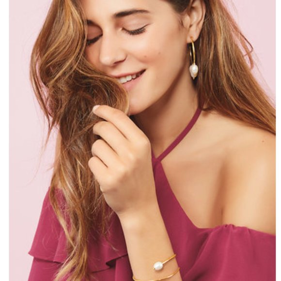 Rebecca Minkoff x Stella & Dot Pearl Hoop Earring - Picture 6 of 6